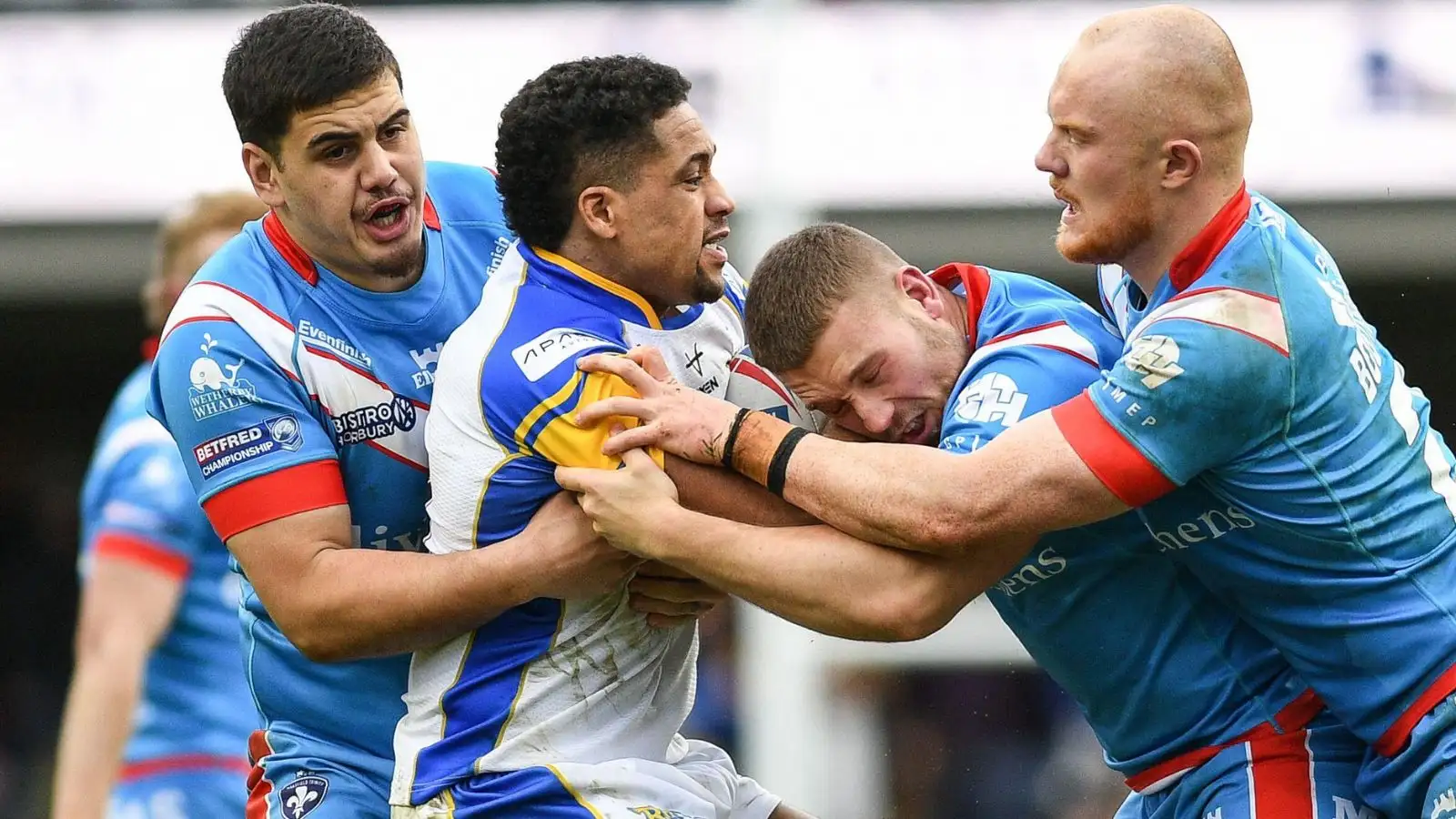 Out of favour Leeds Rhinos winger Derrell Olpherts makes permanent Championship move