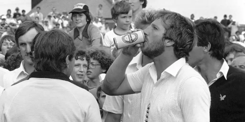Ian.Botham.beer-PA
