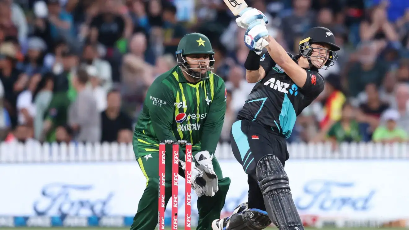 Mark Chapman bats