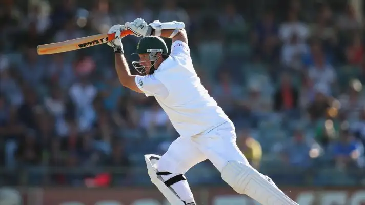Graeme Smith bats