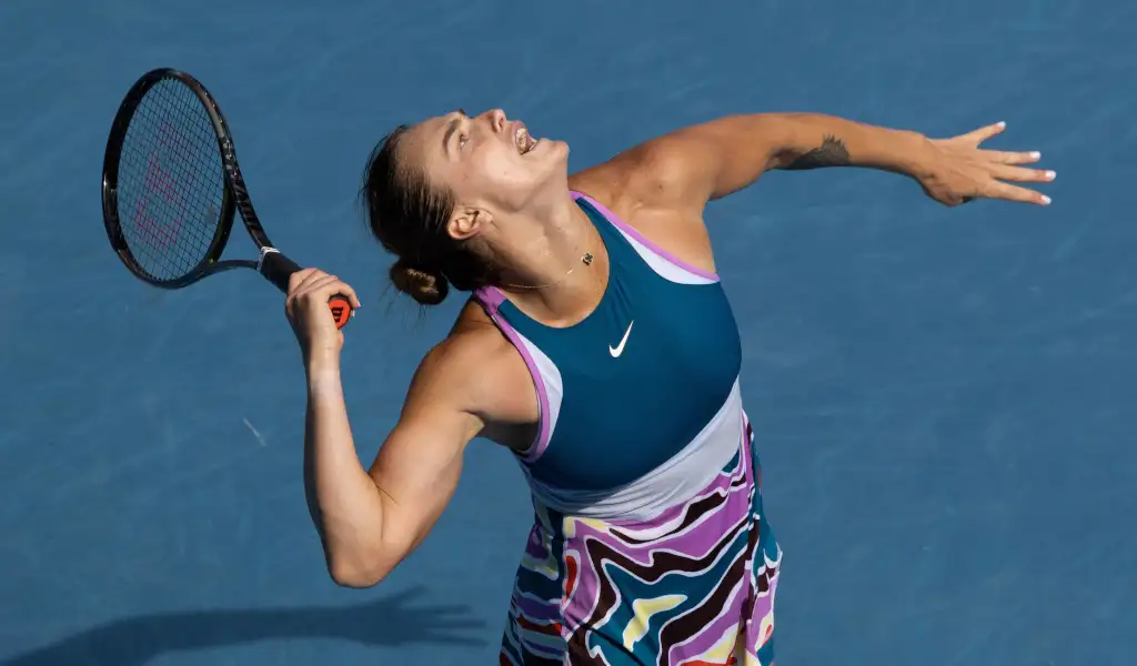 Aryna Sabalenka service motion