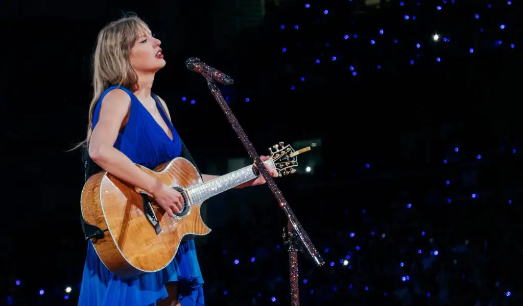 Iga Swiatek was in attendance as Taylor Swift performed at Anfield