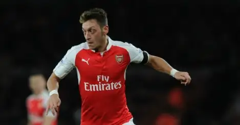 Wenger: ‘If you love to watch football, you love Ozil’