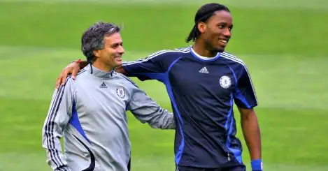 Mourinho says Drogba is ‘just trying to sell books’
