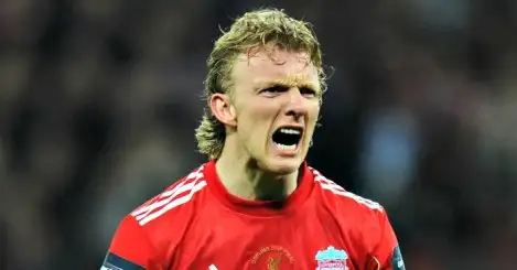 Kuyt explains why he thinks Liverpool will beat Man Utd