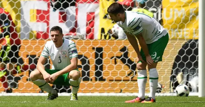 Ireland: Men against boys in green