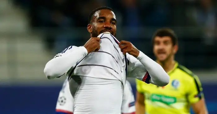Gossip: Sorry Arsenal, Lacazette is staying put