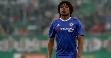 Crystal Palace agree deal for Chelsea striker Remy – report