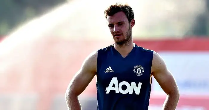 Hull to swoop for United striker, Spurs midfielder