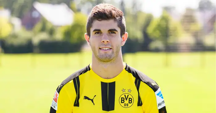Pulisic advised to choose Liverpool over Man United