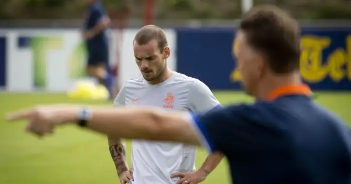 Sneijder on Van Gaal: He’s ‘nothing but trouble’