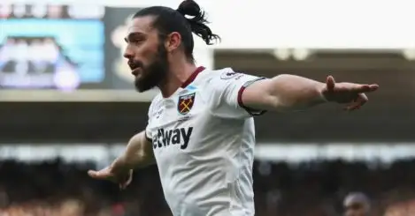 Bilic: Chinese clubs ‘fell in love’ with £32m Carroll