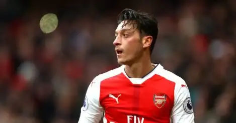 Gossip: Ozil, Defoe, Sigurdsson, Perisic, Ginter