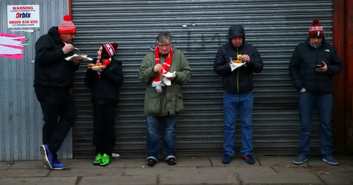 The last Last Defender: Real football fans