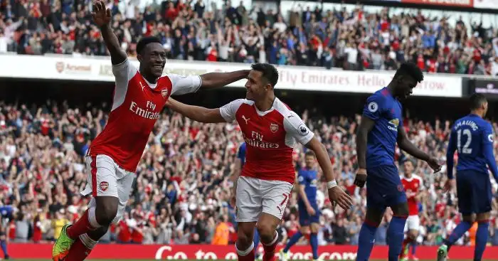 Arsenal 2-0 Man United: Long unbeaten run at an end