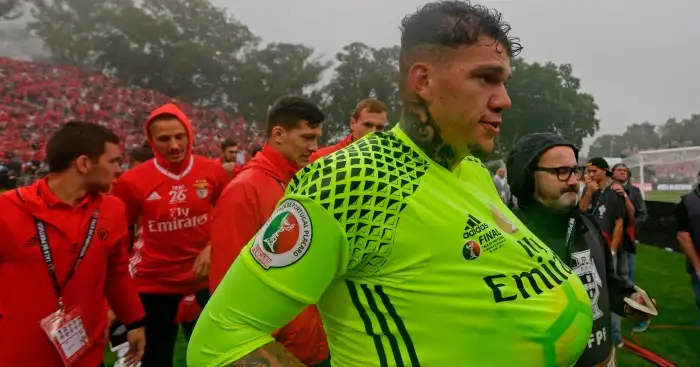 Keeper Ederson to undergo Man City medical
