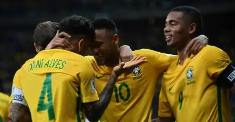 Alves offers advice to possible future teammate Neymar