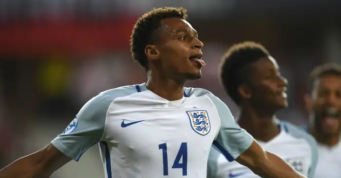 Newcastle in fresh talks with Norwich over Murphy