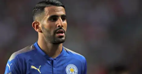 Leicester boss fears late Mahrez bids