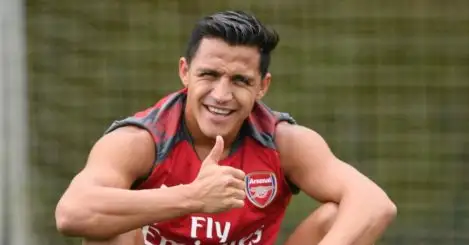 Arsenal Invincible claims a ‘happy’ Sanchez could win PL