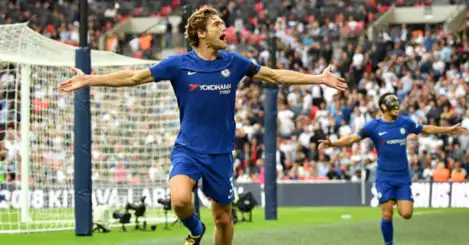 Tottenham 1-2 Chelsea: Alonso strikes twice at Wembley