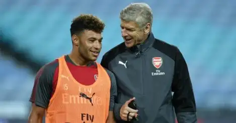 Wenger reminds Ox he is not starting at Liverpool either