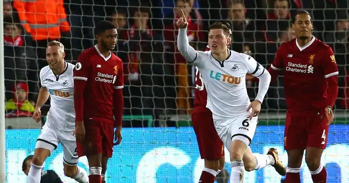 Gossip: Man United battle Spurs for £65m defensive pair