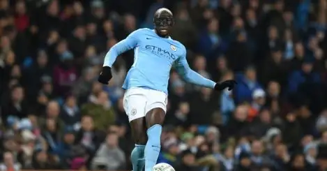 Everton expect to complete Mangala signing from City