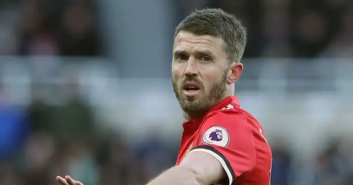 Man United midfielder Carrick announces summer retirement