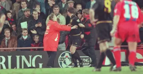 Man United winger reveals squad reaction to Cantona kick