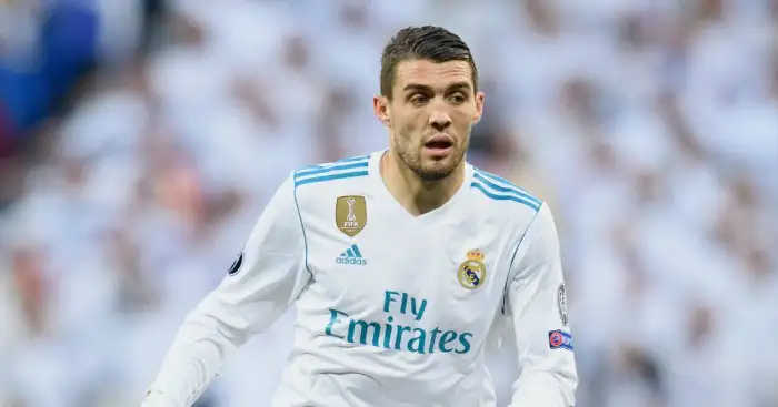 Gossip: Man United and four midfielders. Plus, Emery 4 Banega