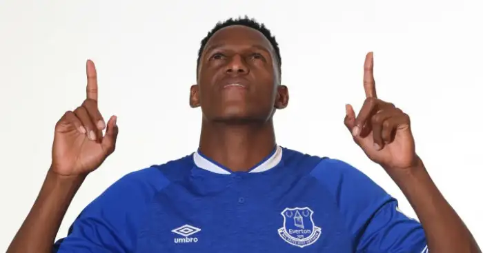 Everton chief explains how Barcelona ‘used’ Man United