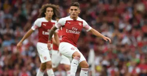 Emery discusses positions of Arsenal central midfielders