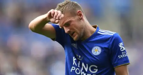 Leicester boss warns Vardy over regaining his place