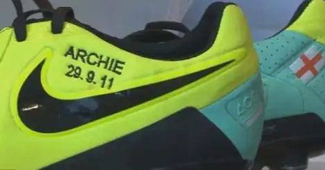 How dare players have their kids’ names on their boots?
