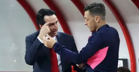 Ozil lifts lid on his relationship with Arsenal boss Emery