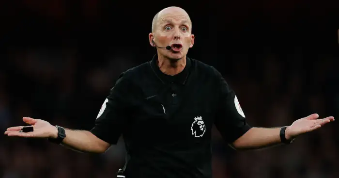 Arsenal star booked for sarcasm as he out-Deans Dean