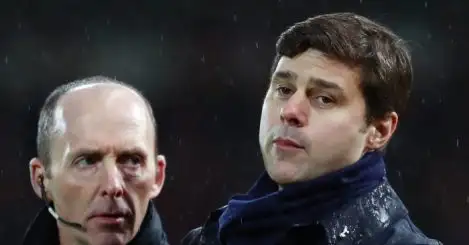 ‘Pathetic’ Pochettino has Mailbox feeling sorry for Mike Dean