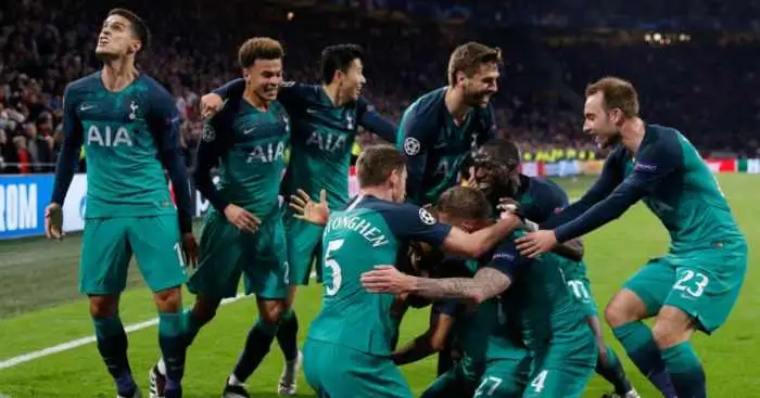 Tottenham players celebrate Ajax
