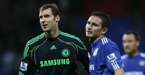 Lampard hails ‘joined up’ thinking as pressure increases at Chelsea