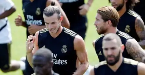 Bale takes part in Real training after golf images emerge