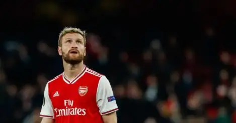 Carragher slams Arsenal’s Mustafi: ‘He’s just one of those defenders’