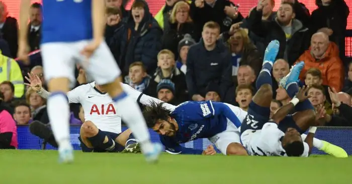 Silva gives update on Andre Gomes after horror injury