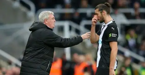 Bruce frustrated as Carroll suffers Newcastle injury setback