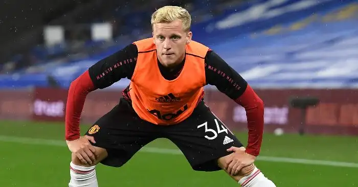 Donny van de Beek makes Man United transfer decision amid Crystal Palace  and Everton links 