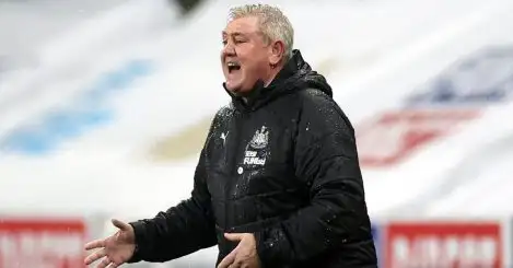Ritchie calls out ‘coward’ Bruce; Newcastle players ‘openly laugh’