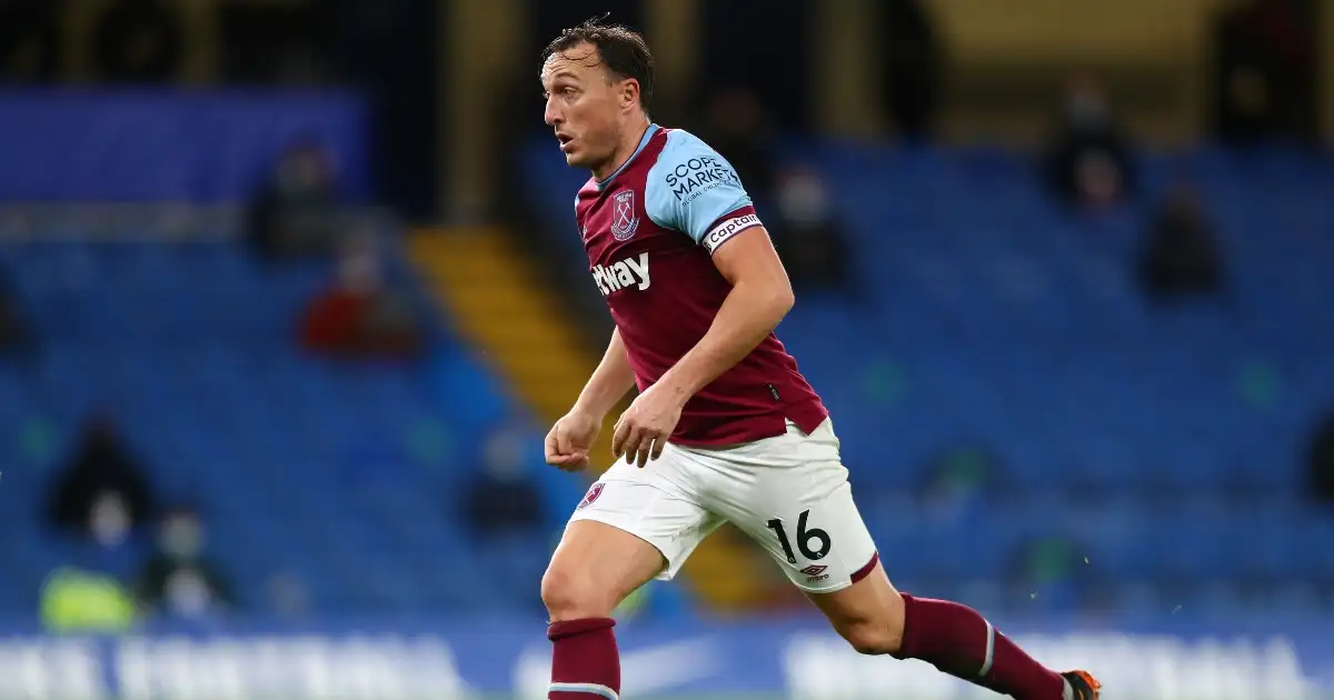 West Ham skipper Noble agrees one-year contract extension