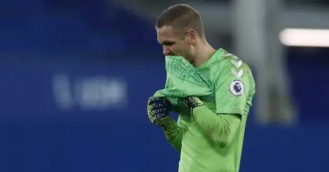 Everton keeper Olsen robbed at home by masked gang with machetes