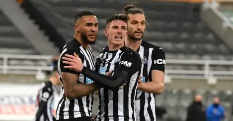 Newcastle 1-1 Aston Villa: Lascelles rescues point for Magpies