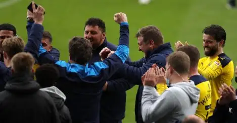 League One final day: Oxford take last play-off place from Portsmouth